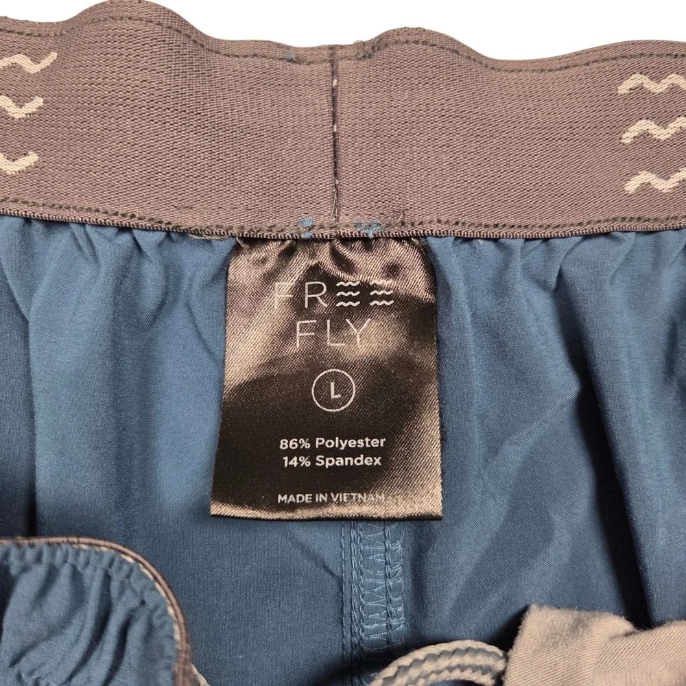 Free Fly Mens Breeze Shorts Large Blue Athletic Quick Dry Stretch Pocket $72